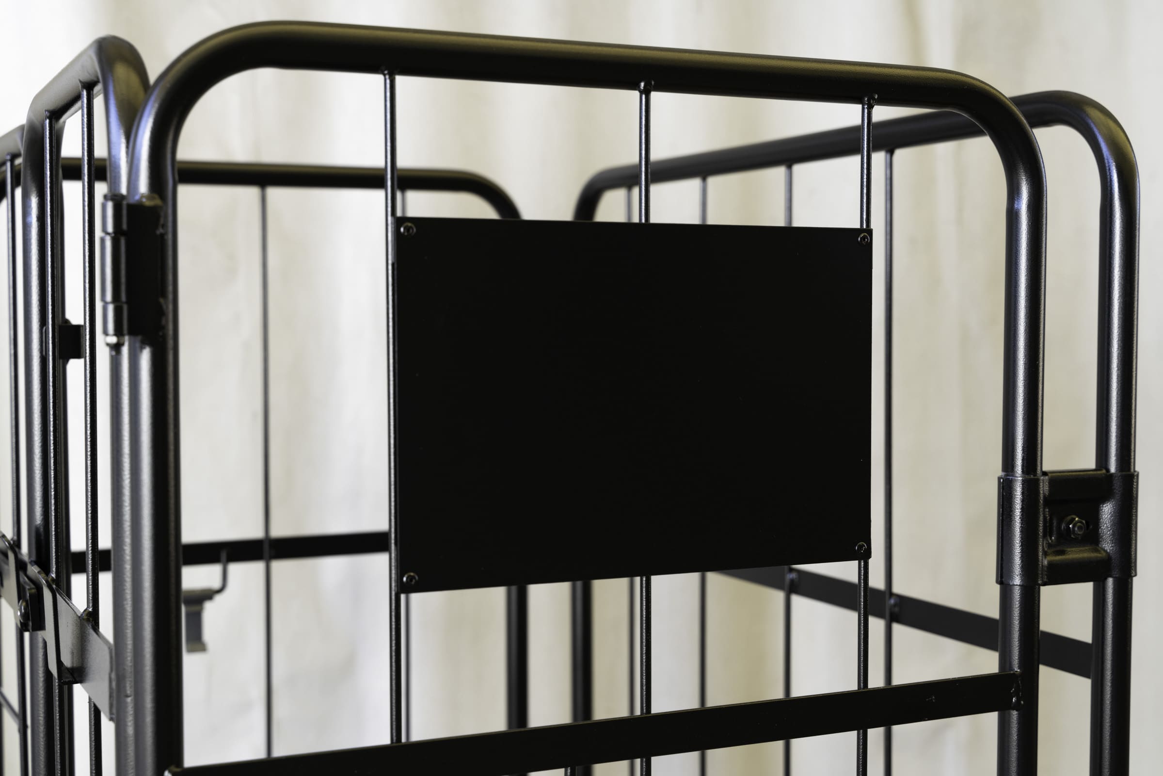 上下観音扉付きカゴ台車 ブラック 画像17